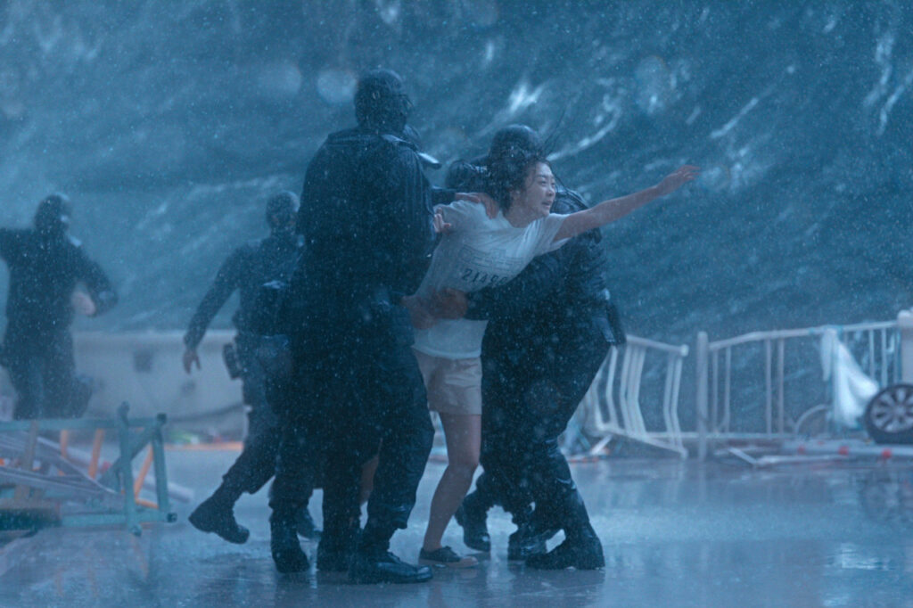 Snapshot of Park Da-Mi in Netflix Korea's movie The Great Flood